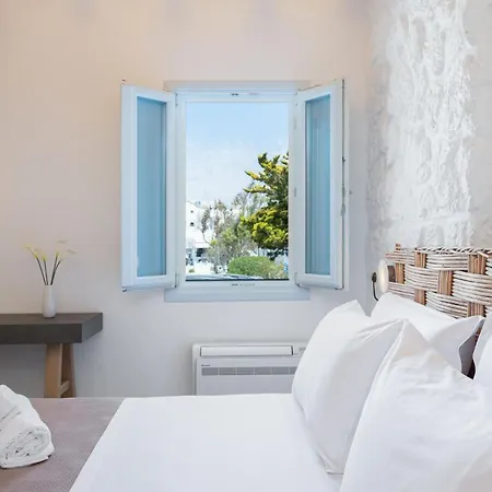 Airth Santorini Suites Apartment