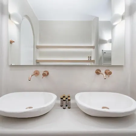 Airth Santorini Suites Apartment Firostefani
