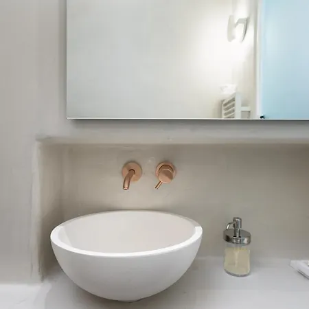 Airth Santorini Suites Apartment *